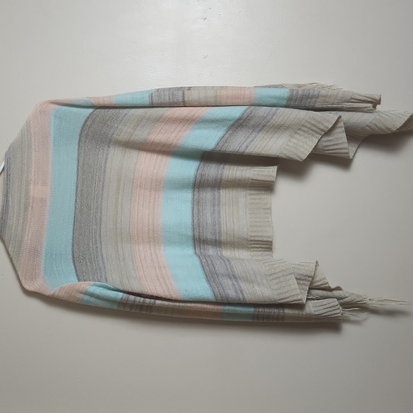 Alley & Gabby by 212ny Multicolored Cardigan with fringe - Picture 4 of 4